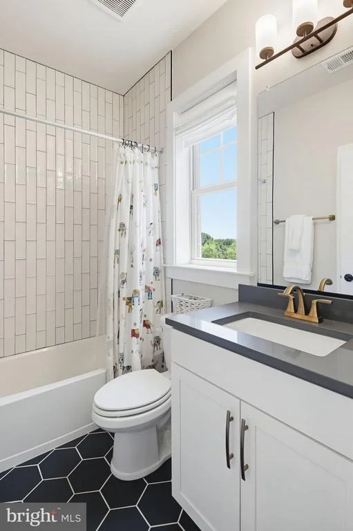 Photo of 8693 SATINWOOD DRIVE