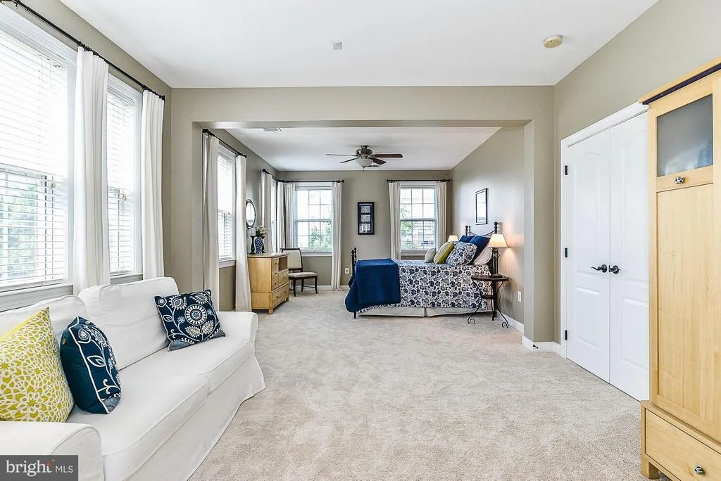 Photo of 23049 MINERVA DRIVE