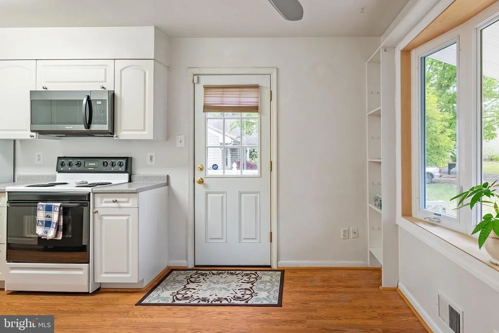 Photo of 970 HIGHPOINT DRIVE