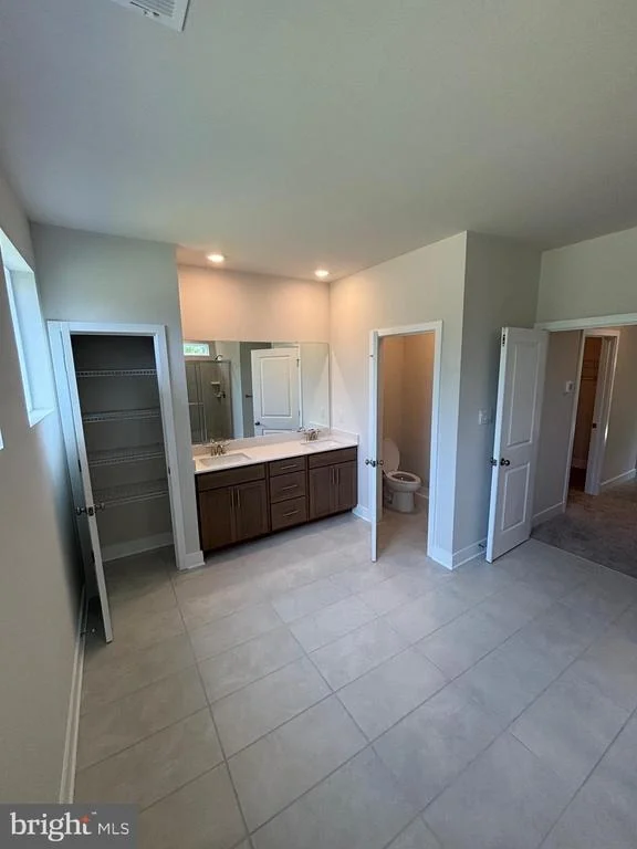 Photo of 12 GEORGETOWN DRIVE