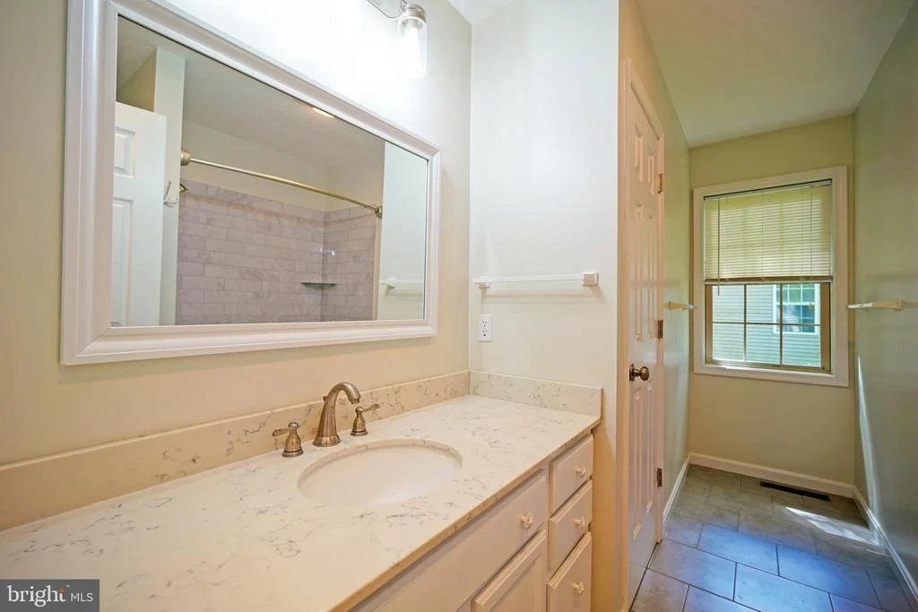 Photo of 72 GAINSBOROUGH DRIVE