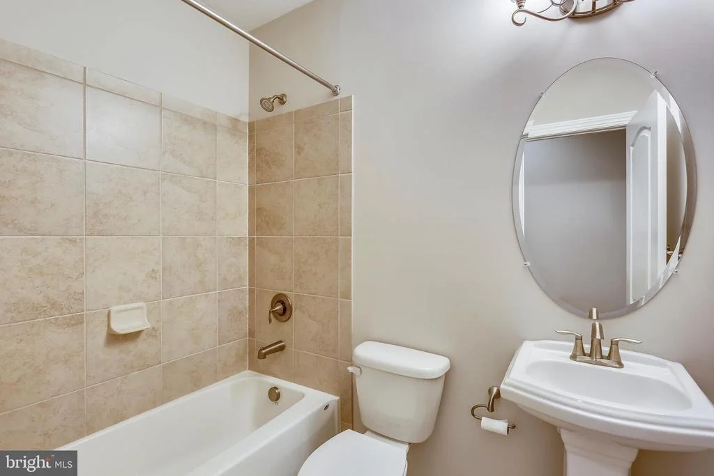 Photo of 925 GRATITUDE COURT