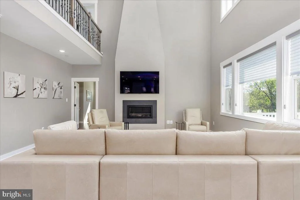 Photo of 7172 MEADOWBROOKE DRIVE