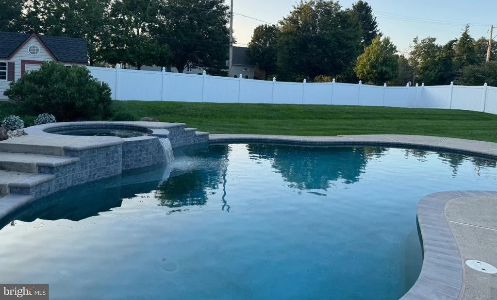 Photo of 1368 JASPER DRIVE