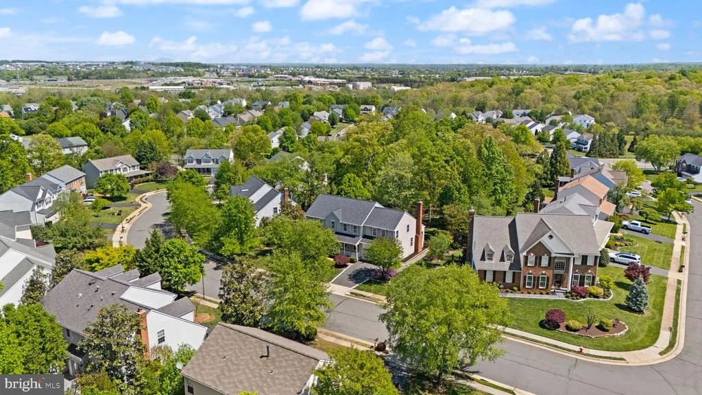 Photo of 817 KENNETH PLACE SE