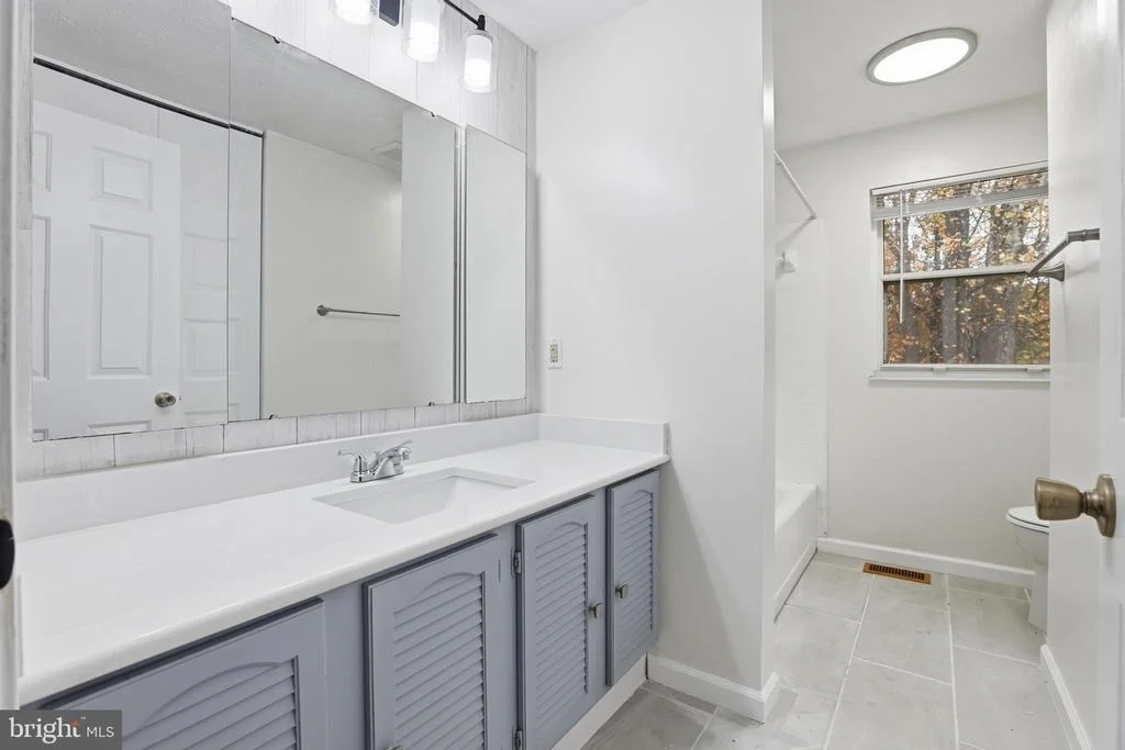 Photo of 1261 CAVENDISH DRIVE