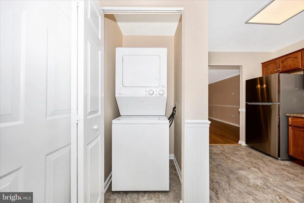 Photo of 1007 PARADE LANE