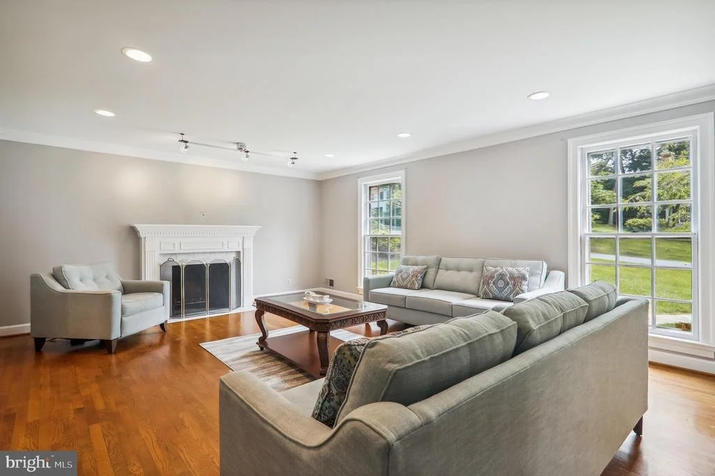 Photo of 8217 WINDSOR VIEW TERRACE