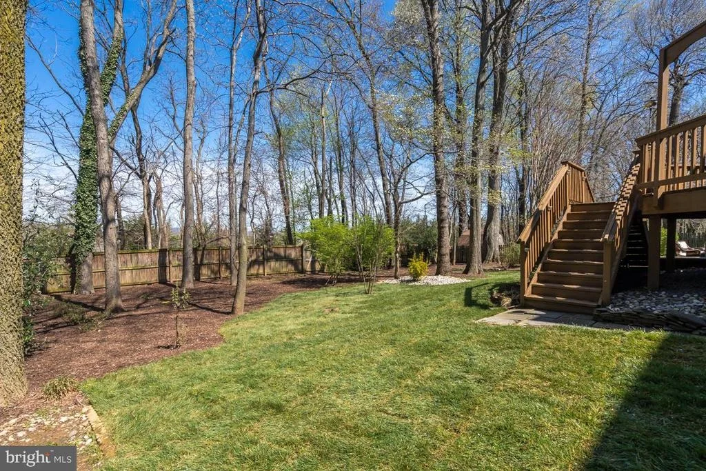Photo of 17221 PICKWICK DRIVE