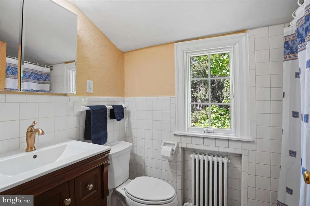 Photo of 273 STRAFFORD AVENUE