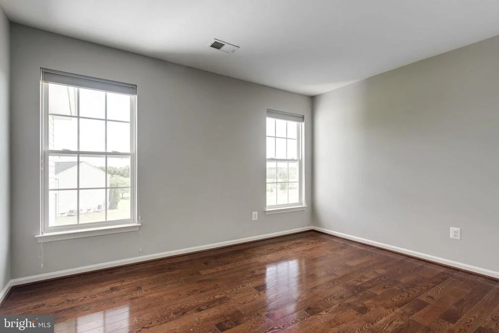 Photo of 6961 TANGLEWOOD DRIVE