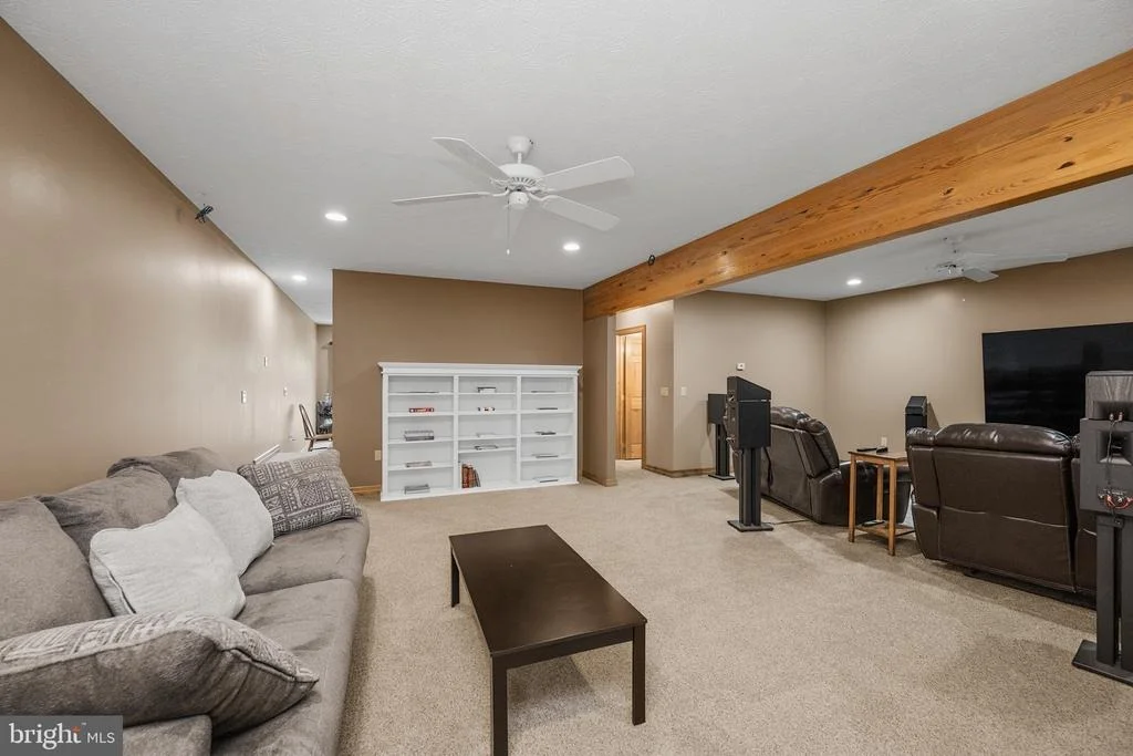 Photo of 607 PIN OAK CIRCLE