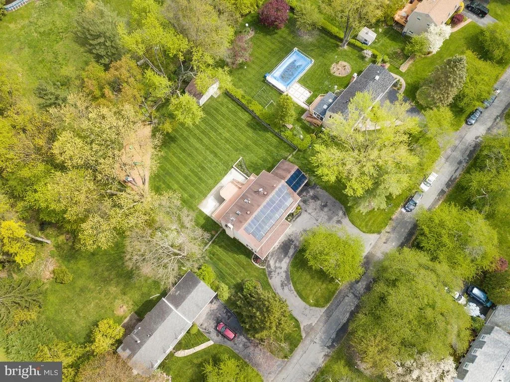 Photo of 3713 QUEEN MARY DRIVE