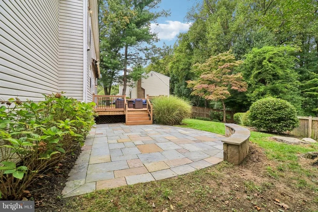 Photo of 11400 SYMPHONY WOODS LANE
