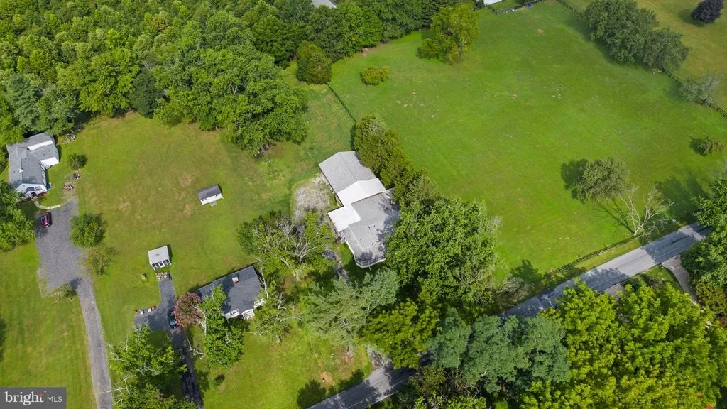 Photo of 15808 THOMPSON ROAD