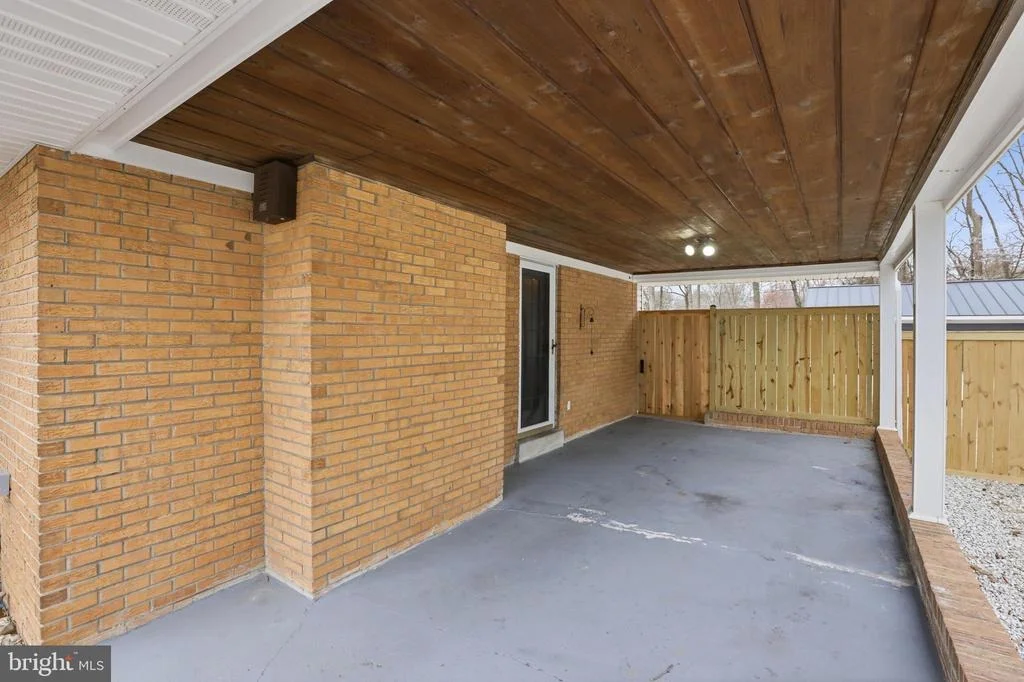 Photo of 16100 MALCOLM DRIVE