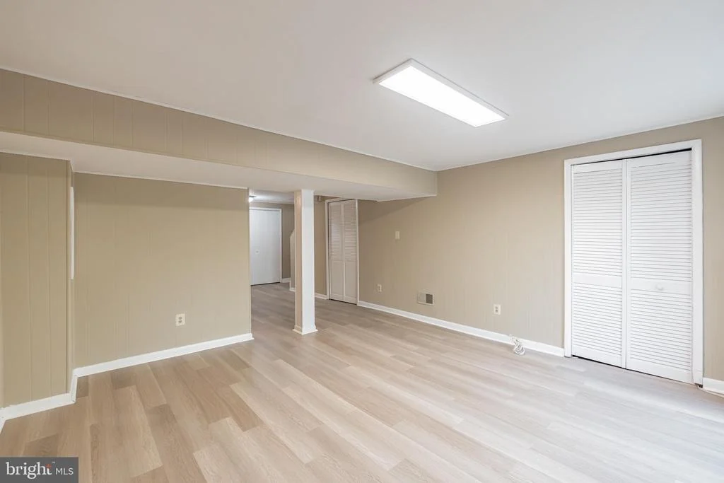 Photo of Unit 5C at 8471 IMPERIAL DRIVE
