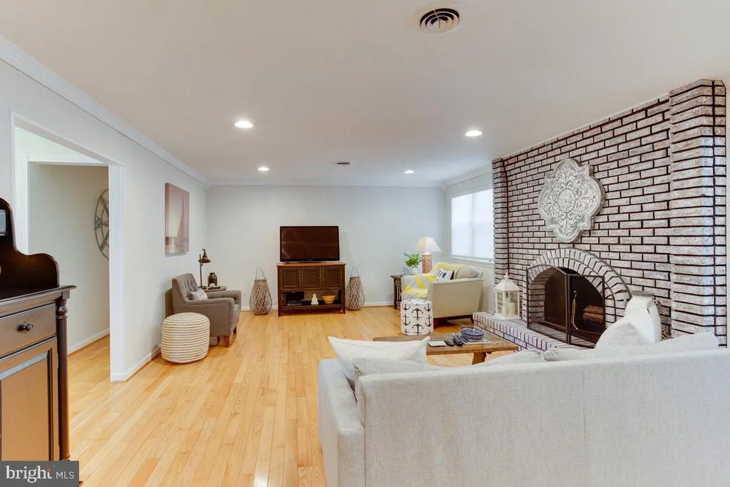 Photo of 203 ANCHOR LANE