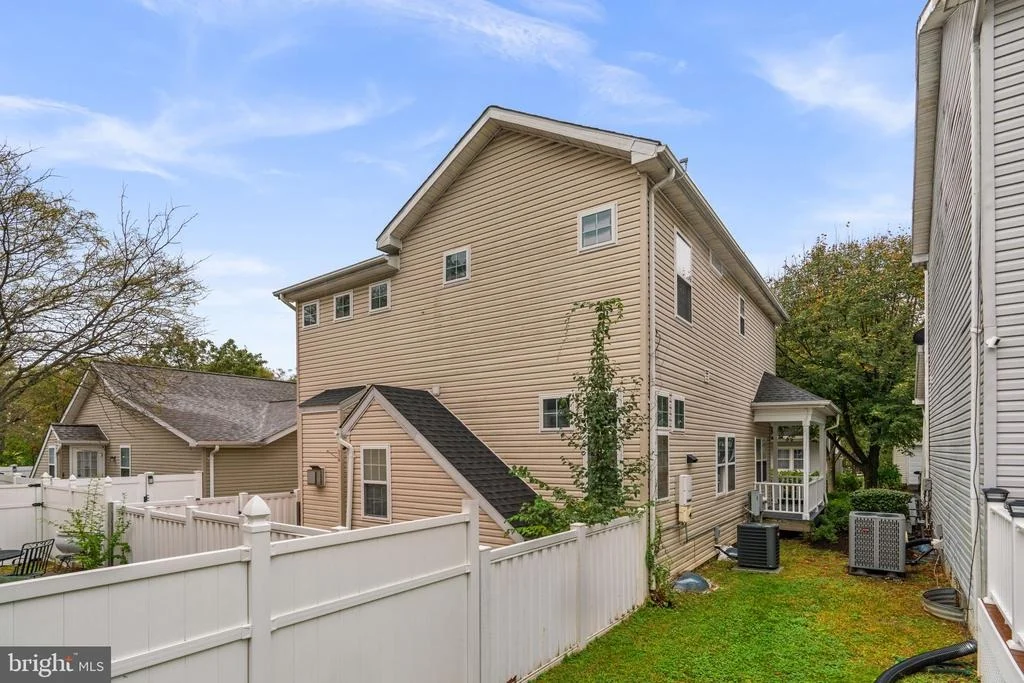 Photo of 7129 STONE THROW WAY