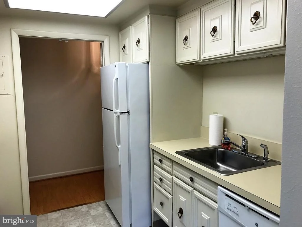 Photo of Unit 82E at 3632 GLENEAGLES DRIVE