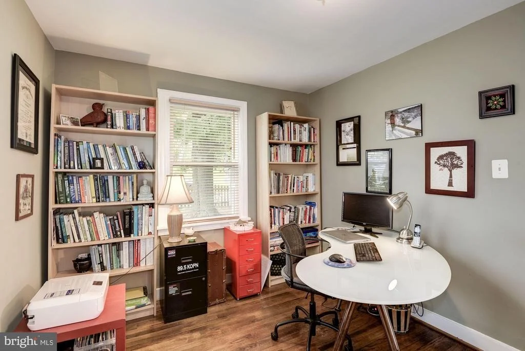 Photo of 2517 MASON STREET