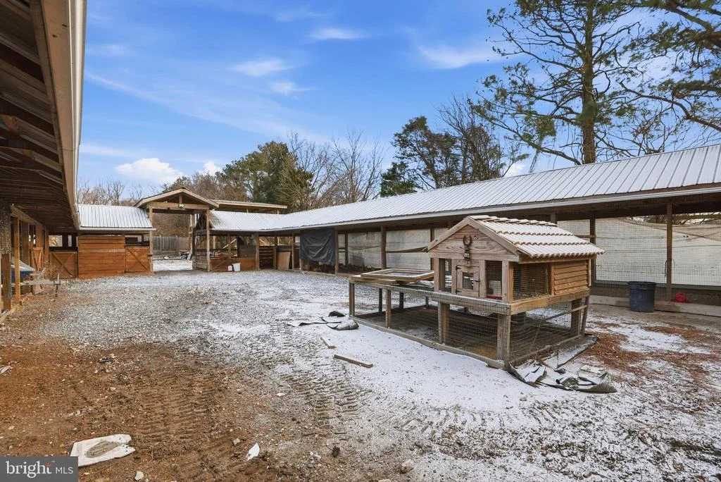 Photo of 20915 DOVER BRIDGE ROAD