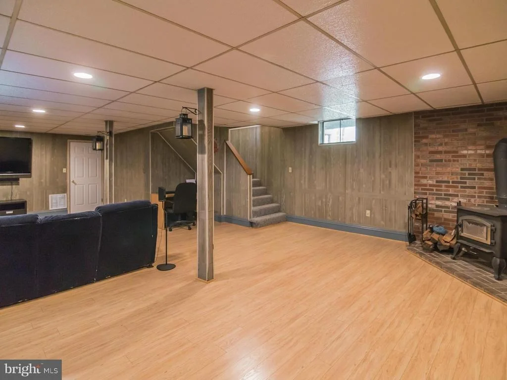 Photo of 5650 LONG BEACH ROAD