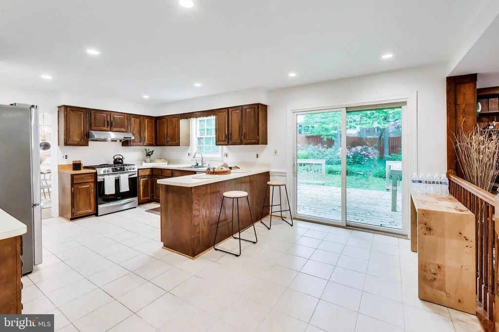 Photo of 6820 COLBURN DRIVE