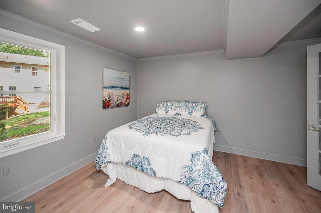 Photo of 4204 AVON DRIVE