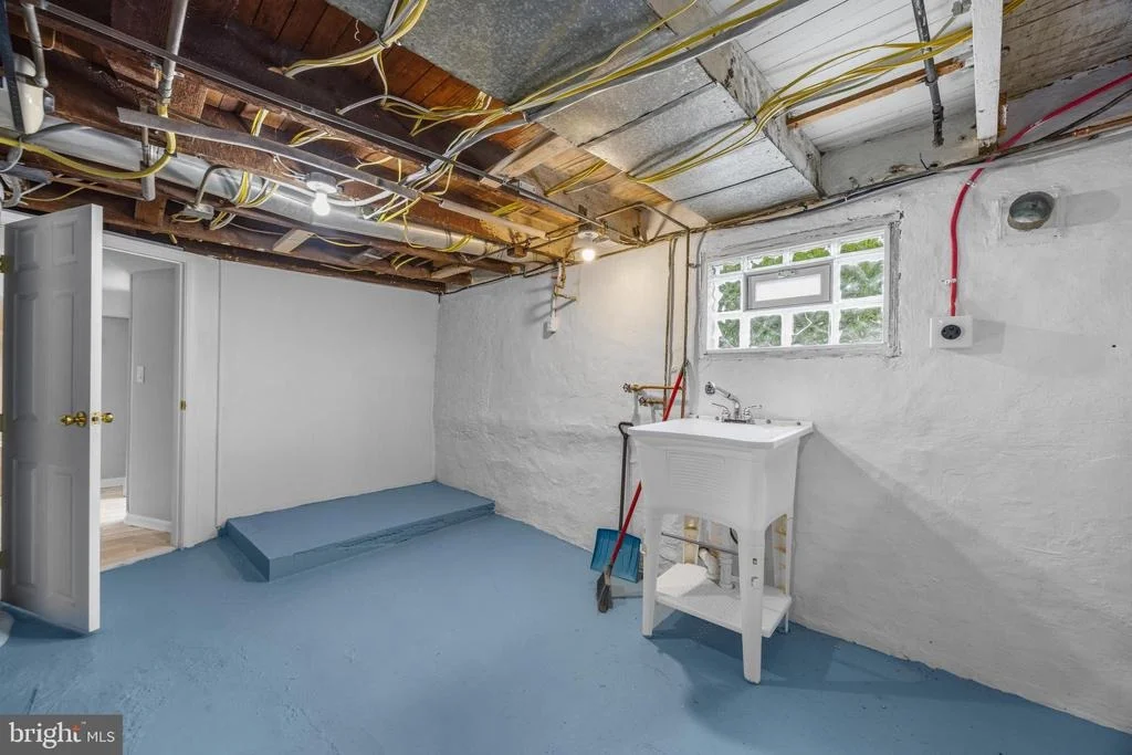 Photo of 102 NELSON ROAD
