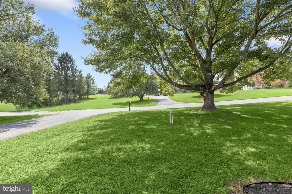 Photo of 2215 RIDGEMONT DRIVE
