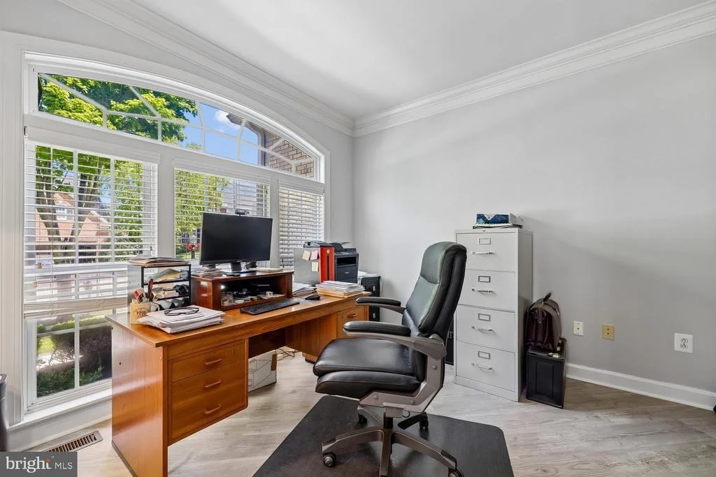 Photo of 503 GLENBROOK DRIVE