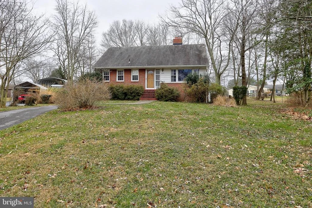 Photo of 6105 WINDHAM ROAD