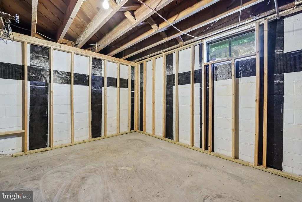 Photo of 816 MEADOW ROAD