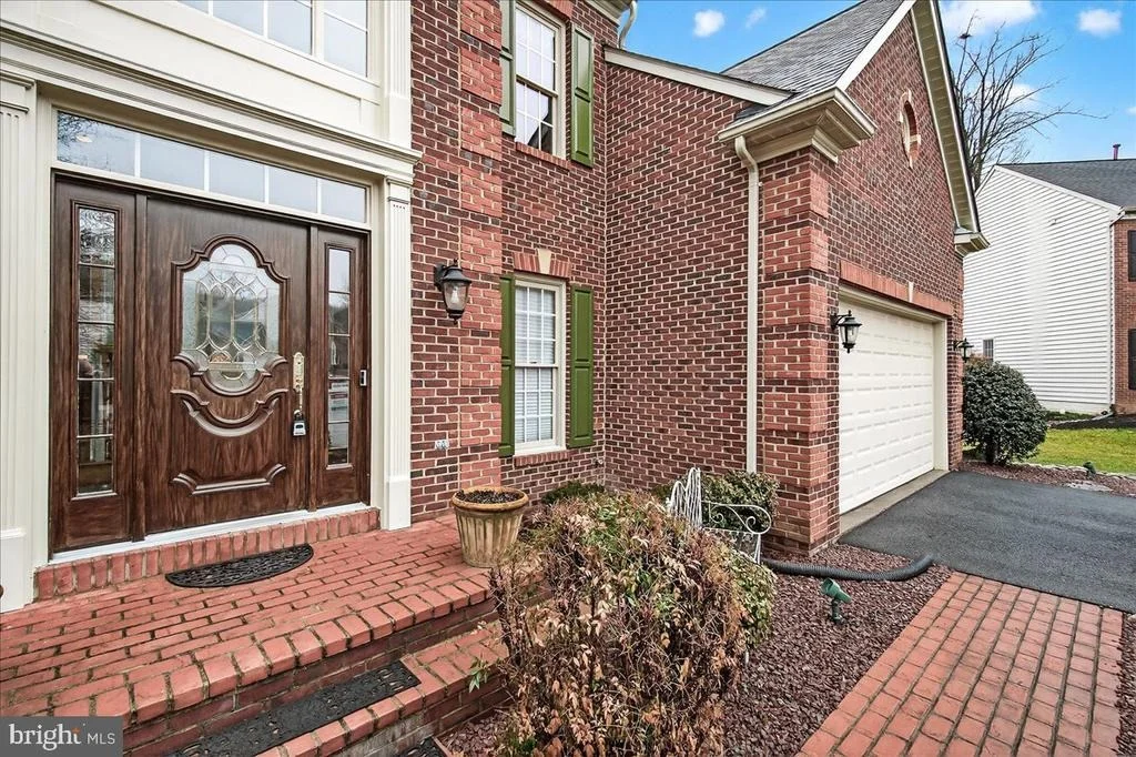 Photo of 6434 BELLEVUE PLACE
