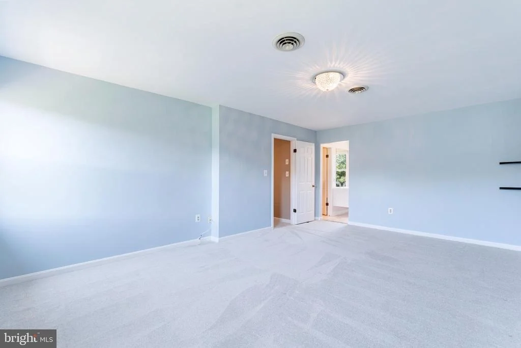Photo of 20809 MERLE DRIVE