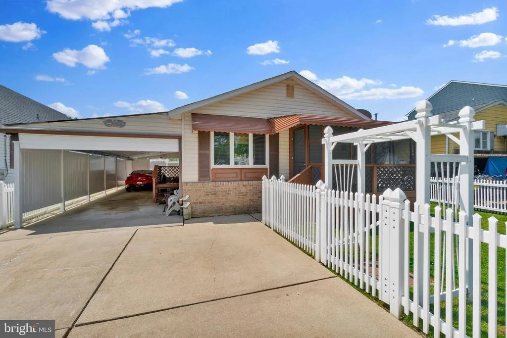 Photo of 8029 SHORE ROAD