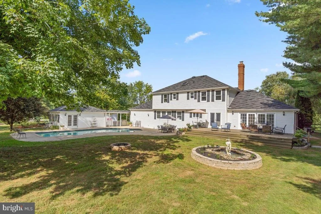 Photo of 8516 PADDOCKVIEW DRIVE