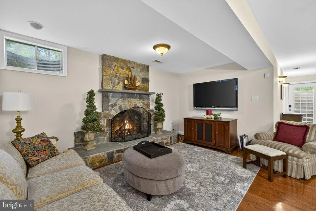 Photo of 22167 WOODWINDS DRIVE