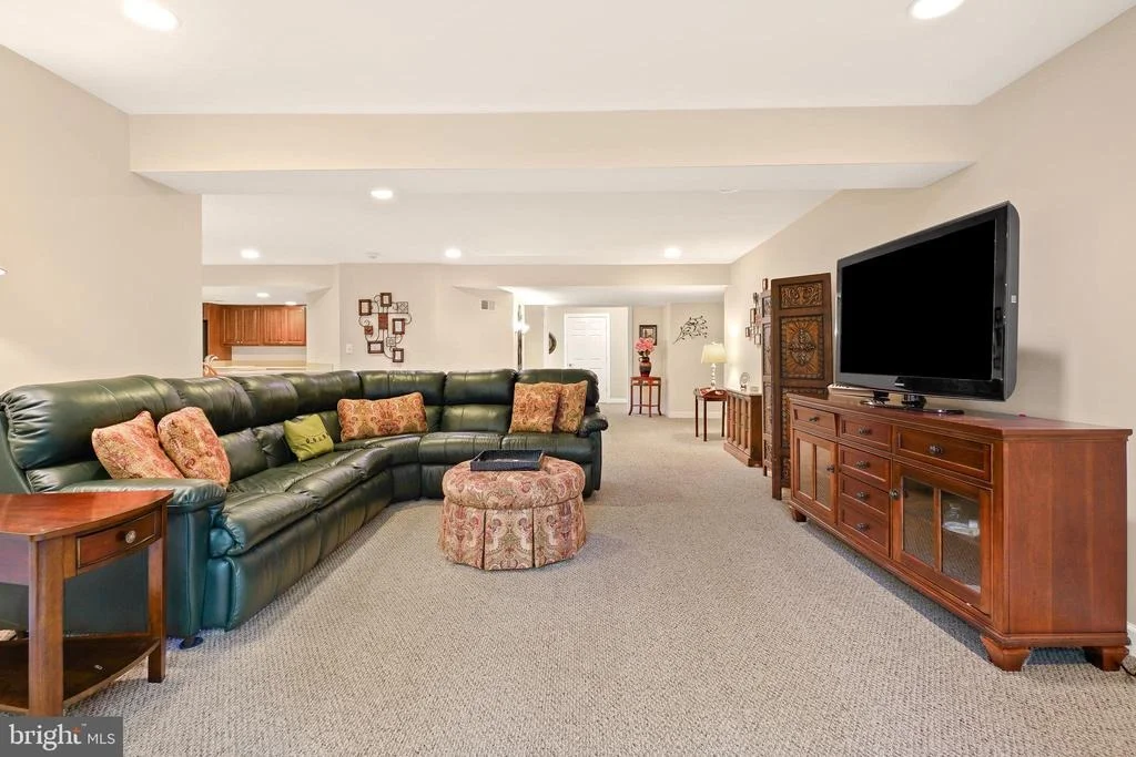 Photo of 3725 GLEN EAGLES DRIVE