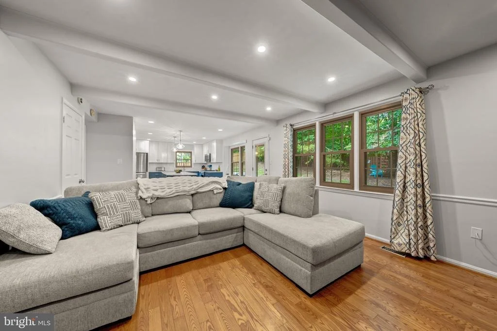 Photo of 7409 SHADY PALM DRIVE