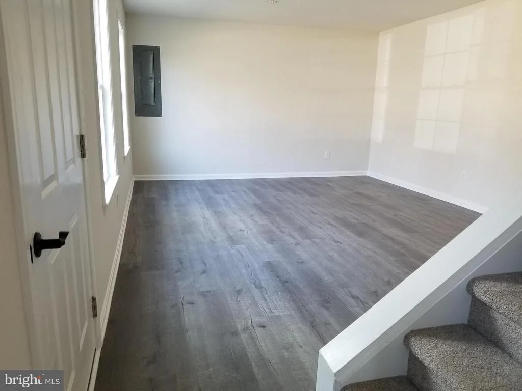 Photo of 10594 MILLBROOK DRIVE