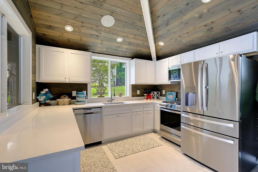 Photo of 2393 GARRITY ROAD