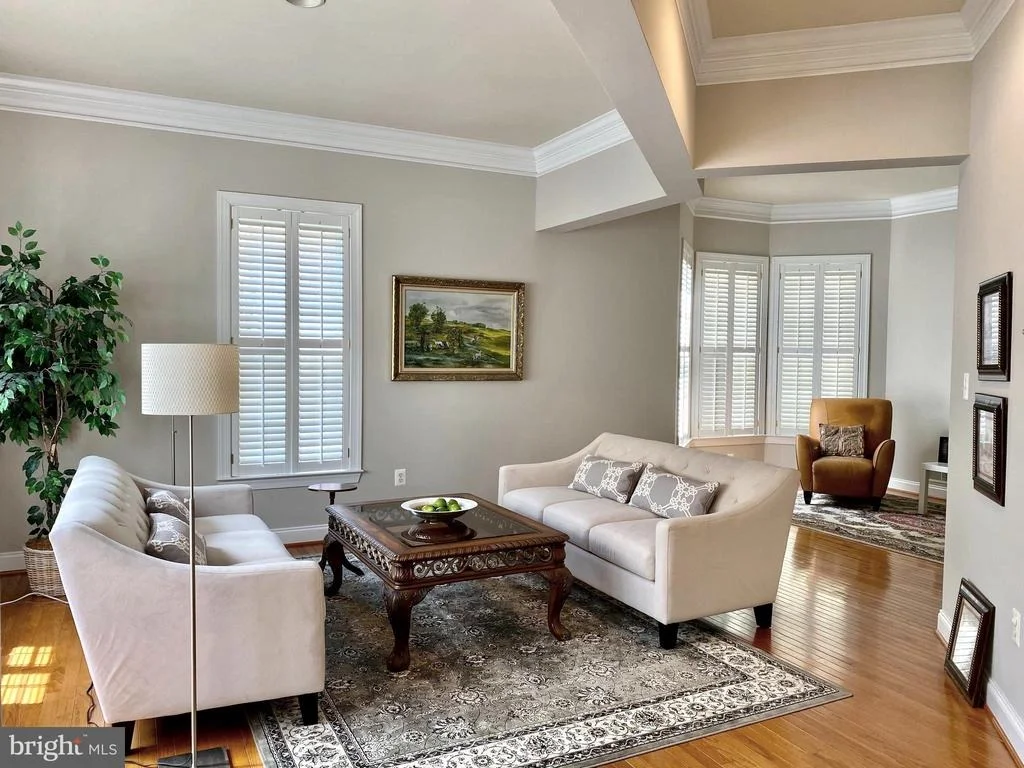Photo of 807 WOODSIDE PARKWAY