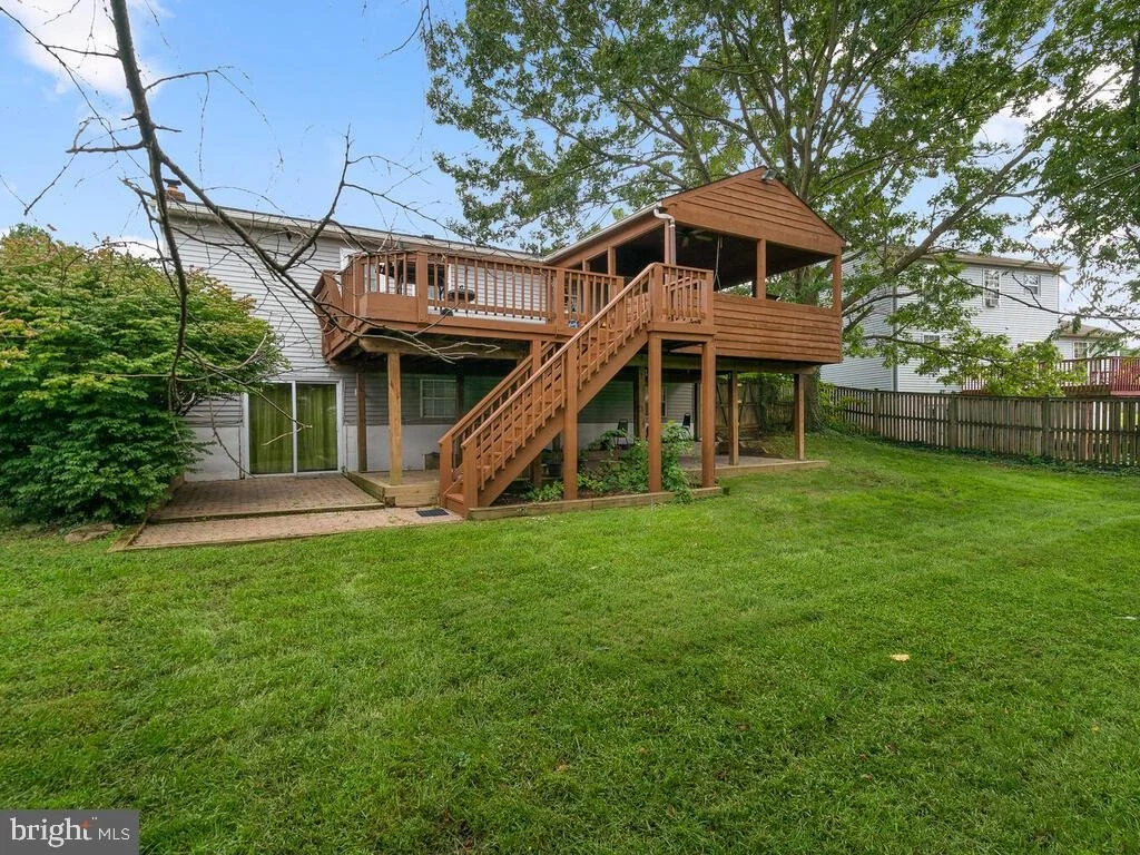 Photo of 12420 POPLAR VIEW DRIVE