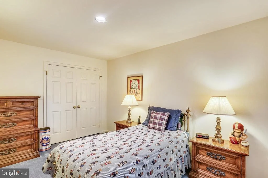 Photo of 7700 WARFIELD ROAD