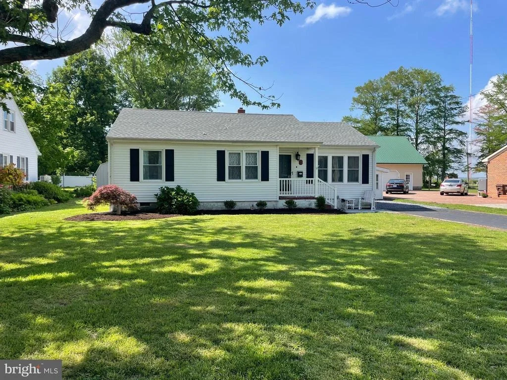 Photo of 3 TALBOT AVENUE