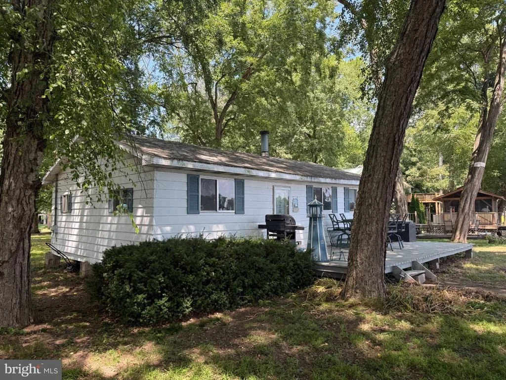 Photo of 49 BEECH ISLAND