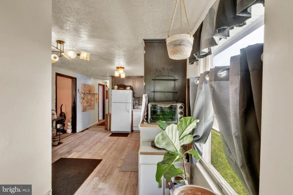 Photo of 8029 SHORE ROAD