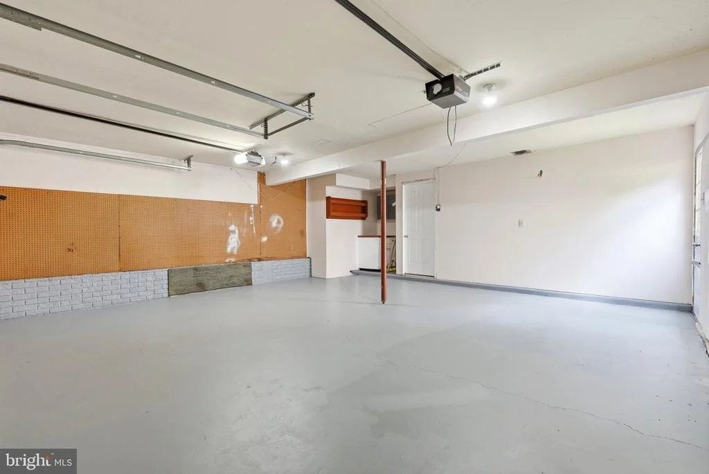Photo of 18007 SILVER LEAF DRIVE